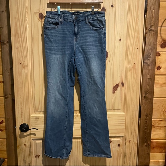 Aeropostale Mid Rise Boot Cut Jeans Size 10 - Picture 1 of 8